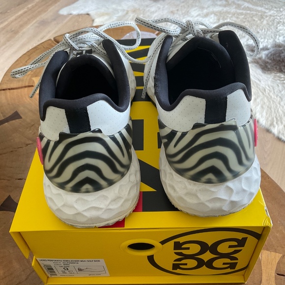 GFORE GOLF SHOE WOMENS WHITE/ZEBRA/PINK ACCENTS - Picture 4 of 6